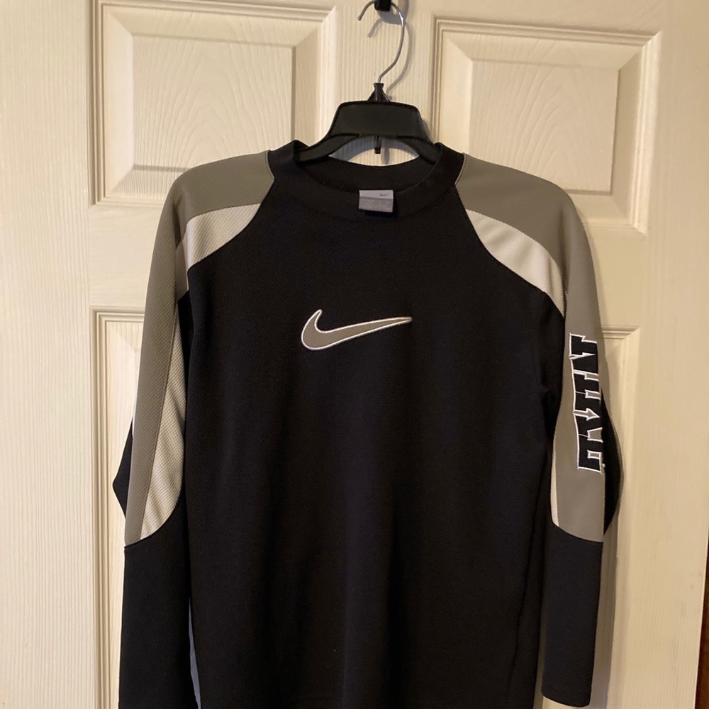 NIKE Long Sleeve Black Shirt Youth Large